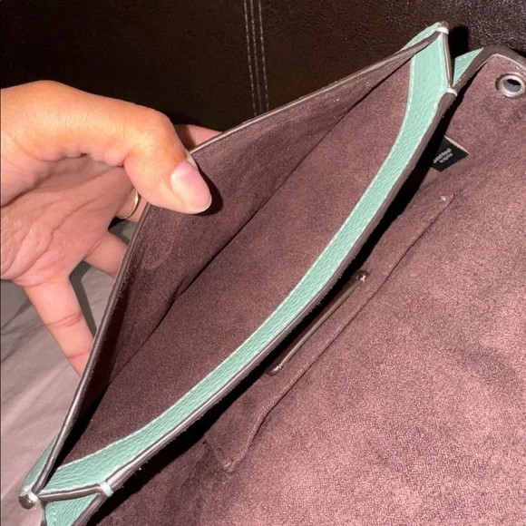 Coach Ellen crossbody in washed green pebbled leather - Picture 11 of 16